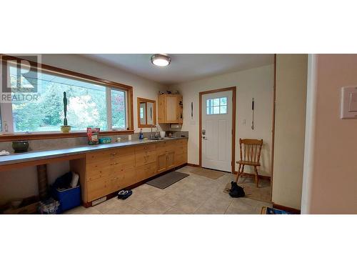 4770 Mackenzie Highway, Bella Coola, BC - Indoor