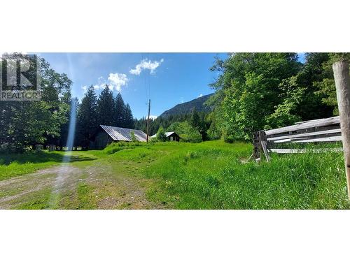 4770 Mackenzie Highway, Bella Coola, BC - Outdoor