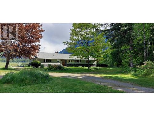 4770 Mackenzie Highway, Bella Coola, BC - Outdoor