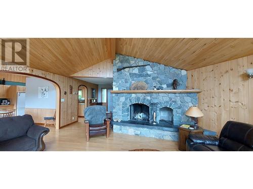 4770 Mackenzie Highway, Bella Coola, BC - Indoor Photo Showing Living Room With Fireplace