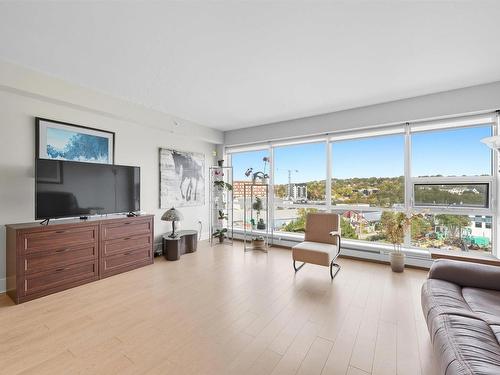 501 15 Kings Wharf Place, Dartmouth, NS 