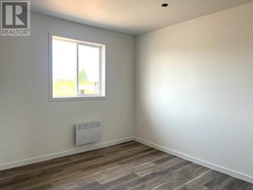 5 Emily Street, St. Charles, ON - Indoor Photo Showing Other Room