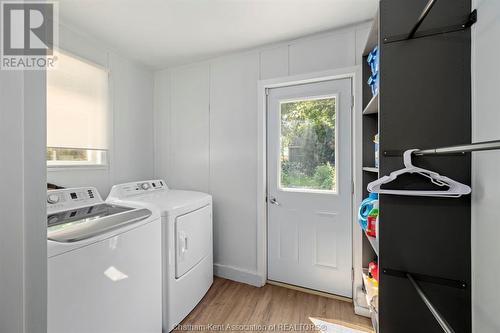 198 Margaret Street, Dutton, ON - Indoor Photo Showing Laundry Room