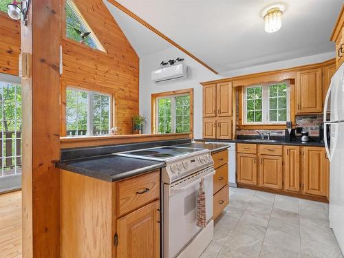 59 West Side Road, Sheet Harbour, NS 