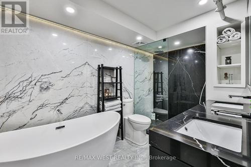 6 pc spa like bath with designer finishes - 318 - 200 Stinson Street, Hamilton, ON - Indoor Photo Showing Bathroom