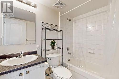 304 - 35 Strangford Lane S, Toronto, ON - Indoor Photo Showing Bathroom