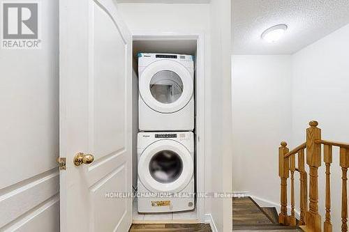 304 - 35 Strangford Lane S, Toronto, ON - Indoor Photo Showing Laundry Room