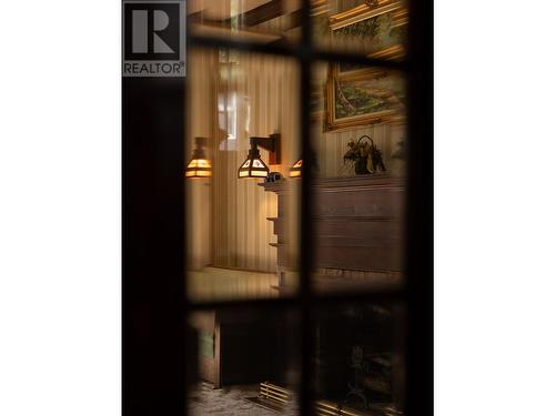 312 Latimer Street, Nelson, BC - Indoor