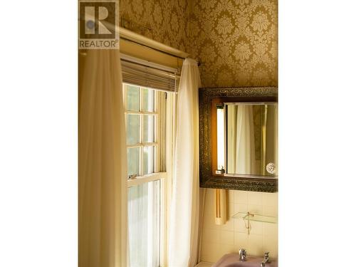 312 Latimer Street, Nelson, BC - 