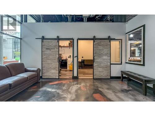 3030 Pandosy Street, Kelowna, BC 