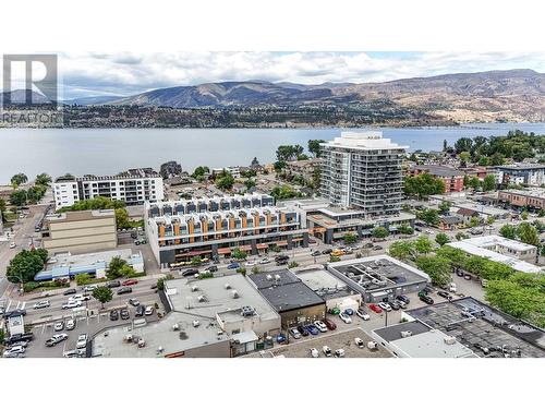 3030 Pandosy Street, Kelowna, BC 
