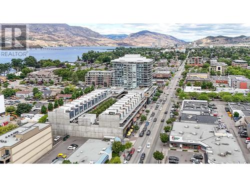 3030 Pandosy Street, Kelowna, BC 