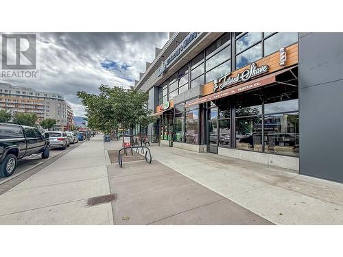 3030 Pandosy Street, Kelowna, BC 