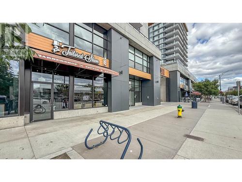 3030 Pandosy Street, Kelowna, BC 