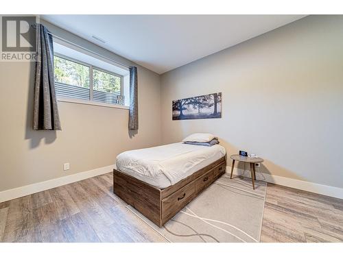 2041 Golden Eagle Drive, Sparwood, BC - Indoor Photo Showing Bedroom