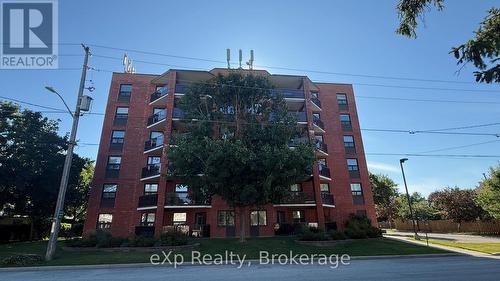 105 - 536 11Th Avenue E, Hanover, ON - Outdoor
