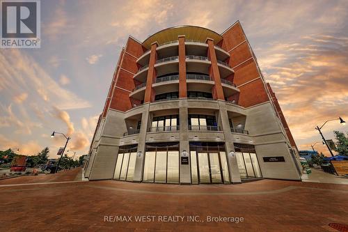 211 - 1 HUME STREET  Collingwood, ON L9Y 0X3