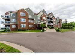 208-163 Royal Oaks BLVD  Moncton, NB E1H 2C7