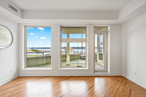 103-1392 Island Hwy South, Campbell River, BC - Indoor Photo Showing Other Room