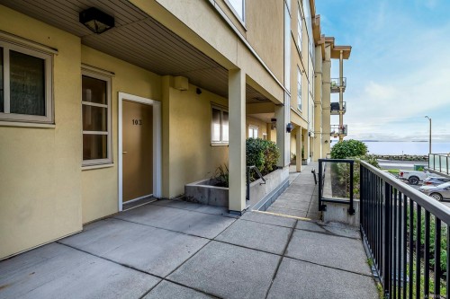 103-1392 Island Hwy South, Campbell River, BC - Outdoor With Exterior