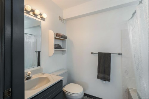 3150 Mcnaughton Ave, Port Alberni, BC 