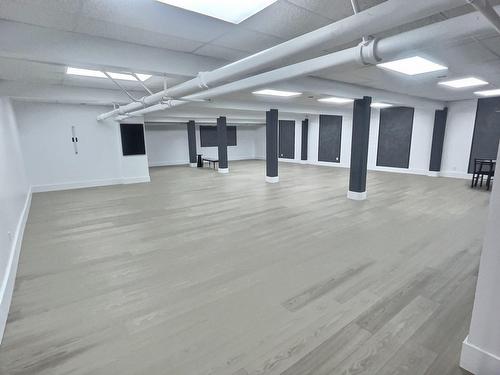 Autre - Ss-15 Rue Gamble E., Rouyn-Noranda, QC - Indoor