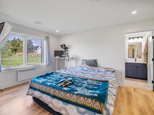 18 Beech Hill Avenue, East Royalty, PE 