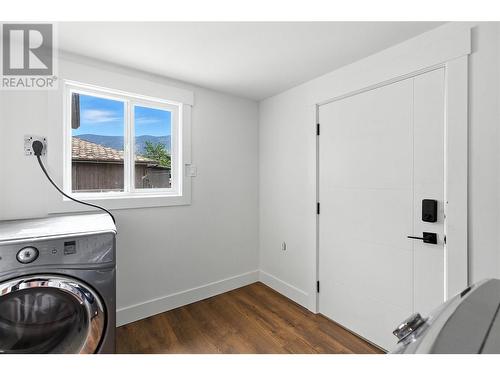 3771 Thompson View Street, Ashcroft, BC - Indoor Photo Showing Laundry Room