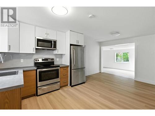 3771 Thompson View Street, Ashcroft, BC - Indoor Photo Showing Kitchen With Stainless Steel Kitchen