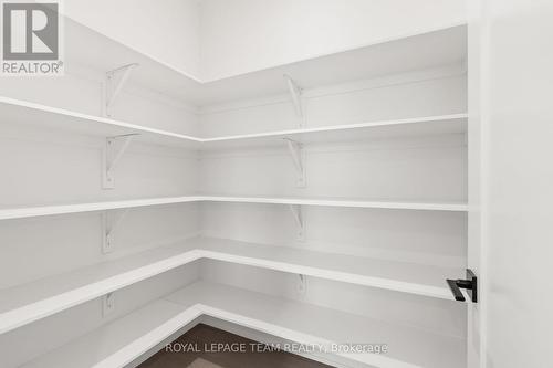 1017 Moore Street, Brockville, ON - Indoor With Storage