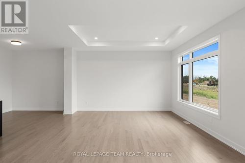 1017 Moore Street, Brockville, ON - Indoor Photo Showing Other Room