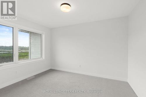 1017 Moore Street, Brockville, ON - Indoor Photo Showing Other Room