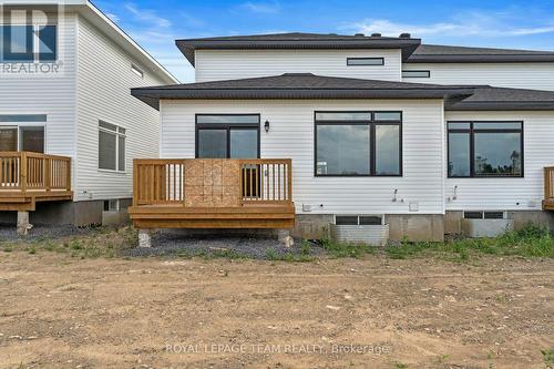 1017 Moore Street, Brockville, ON - Outdoor With Deck Patio Veranda