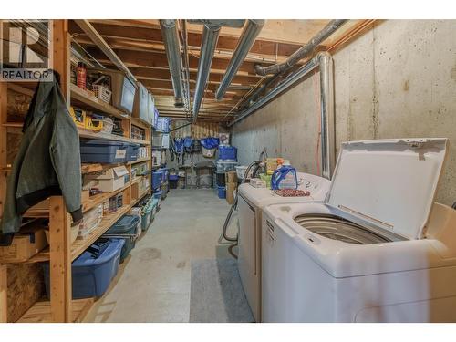 5172 Kallum Drive, 108 Mile Ranch, BC - Indoor Photo Showing Laundry Room