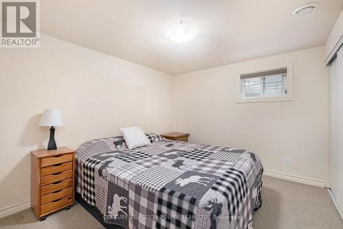 1318 Brookline Avenue, Ottawa, ON - Indoor Photo Showing Bedroom