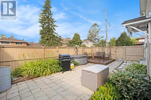1318 Brookline Avenue, Ottawa, ON - Outdoor