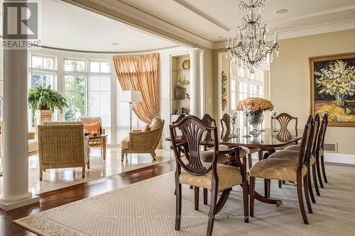 6 Ennisclare Drive W, Oakville, ON - Indoor Photo Showing Dining Room