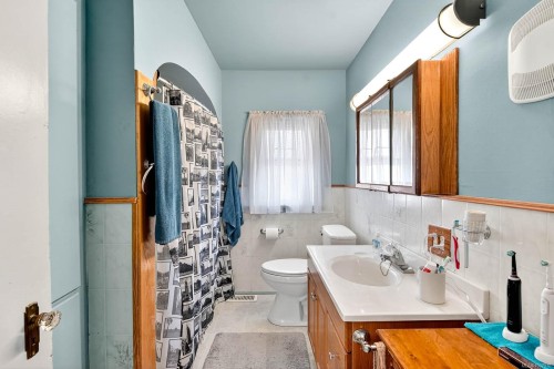 2635 5Th Ave, Port Alberni, BC 