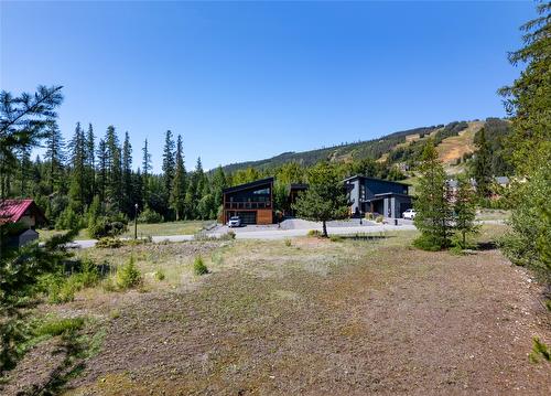 246 & 248 Stemwinder Drive, Kimberley, BC - Outdoor