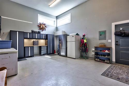 637 Mill Road, Chase, BC - Indoor