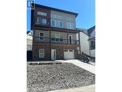 726 TAYNTON Drive  Invermere, BC V0A 1K6