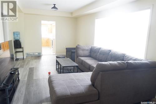 215 Kerry Street, Limerick, SK - Indoor Photo Showing Living Room