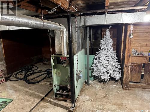 215 Kerry Street, Limerick, SK - Indoor Photo Showing Basement
