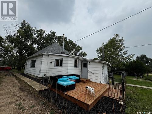 215 Kerry Street, Limerick, SK - Outdoor