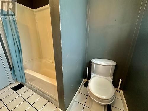 475 Hollywood Road S, Kelowna, BC - Indoor Photo Showing Bathroom