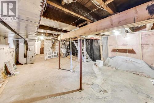 8 Madison Avenue, Hamilton, ON - Indoor Photo Showing Basement