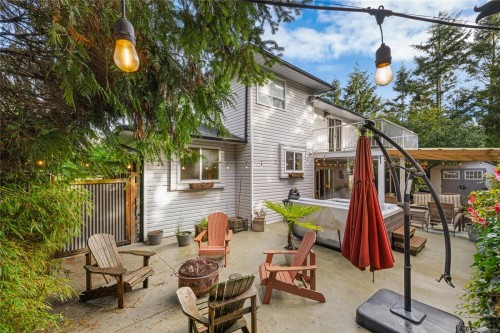 7465 Fernmar Rd, Lantzville, BC 