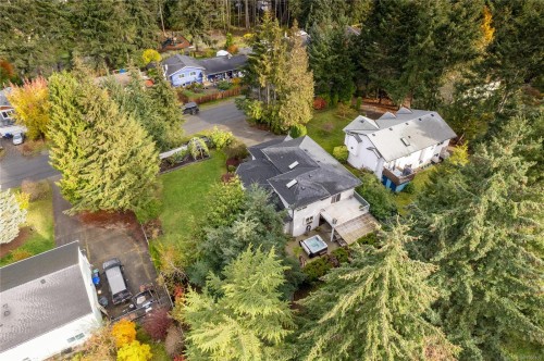 7465 Fernmar Rd, Lantzville, BC 