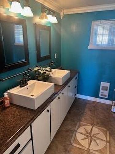 2 Bannisters Hill, Trinity East, NL 