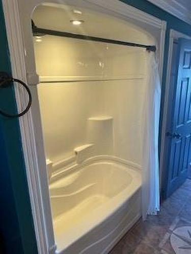 2 Bannisters Hill, Trinity East, NL 